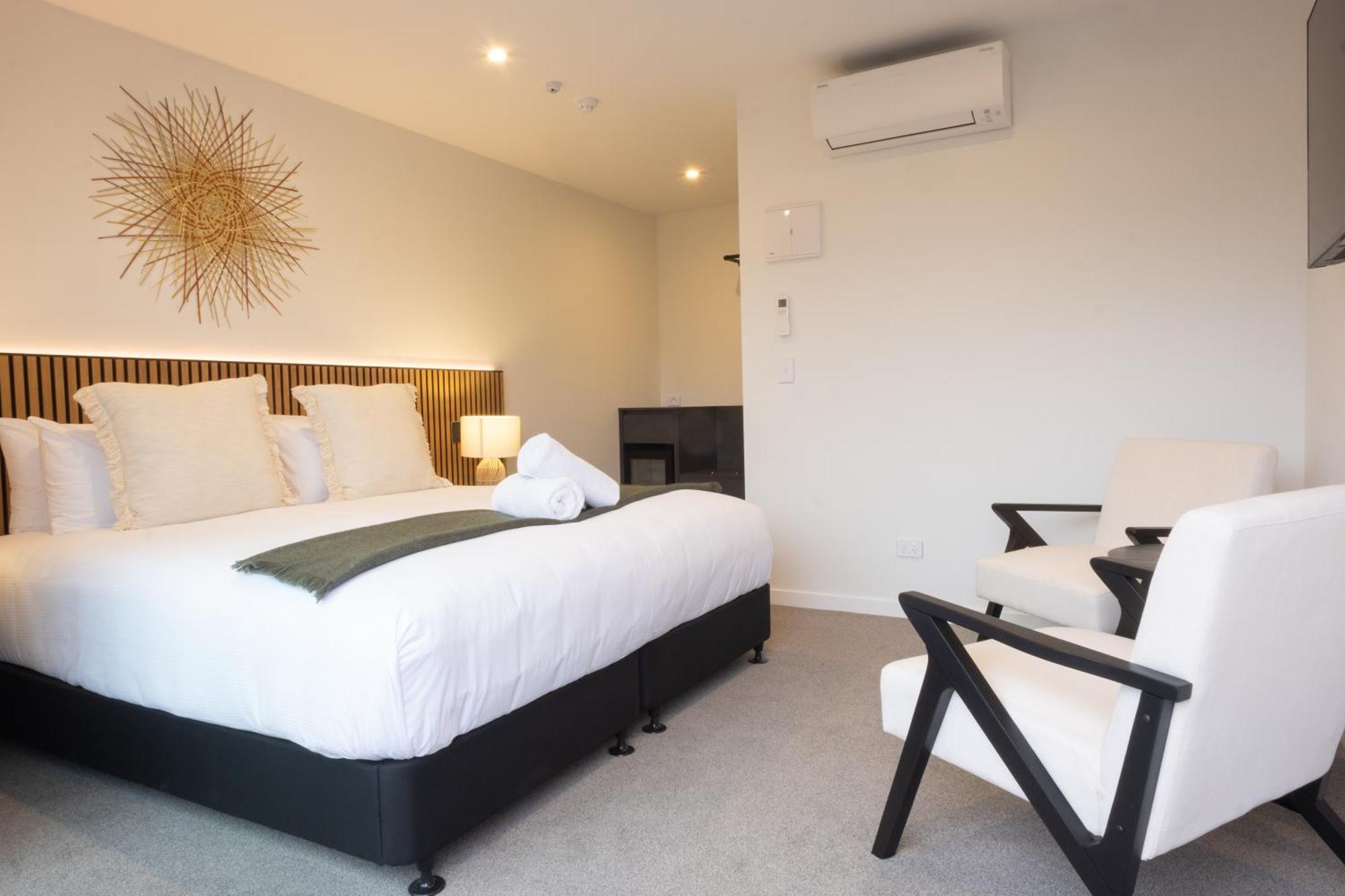 Alpine Junction Townhouse Apartments, Lodge & Hotel Wanaka Extérieur photo