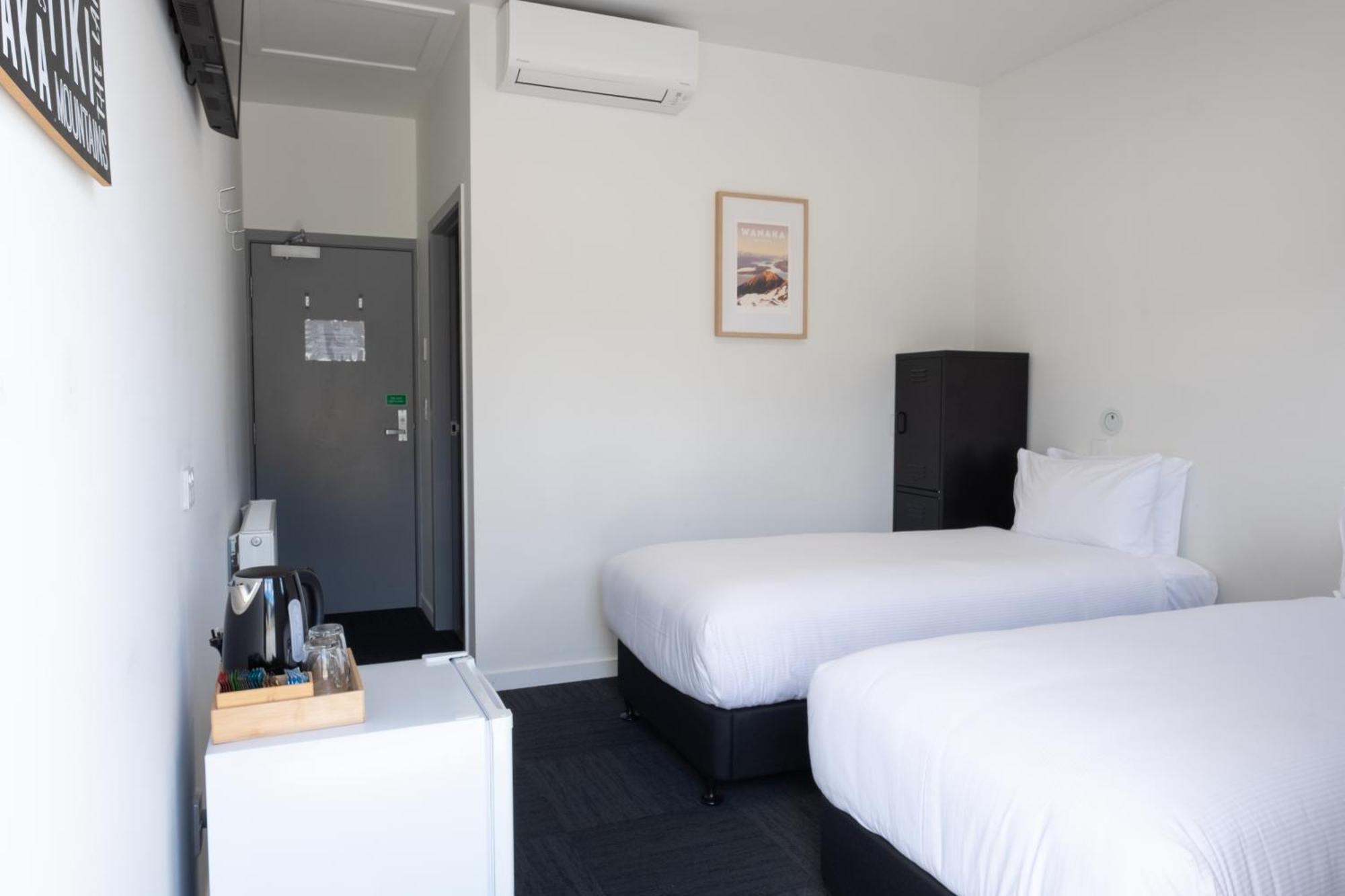 Alpine Junction Townhouse Apartments, Lodge & Hotel Wanaka Extérieur photo