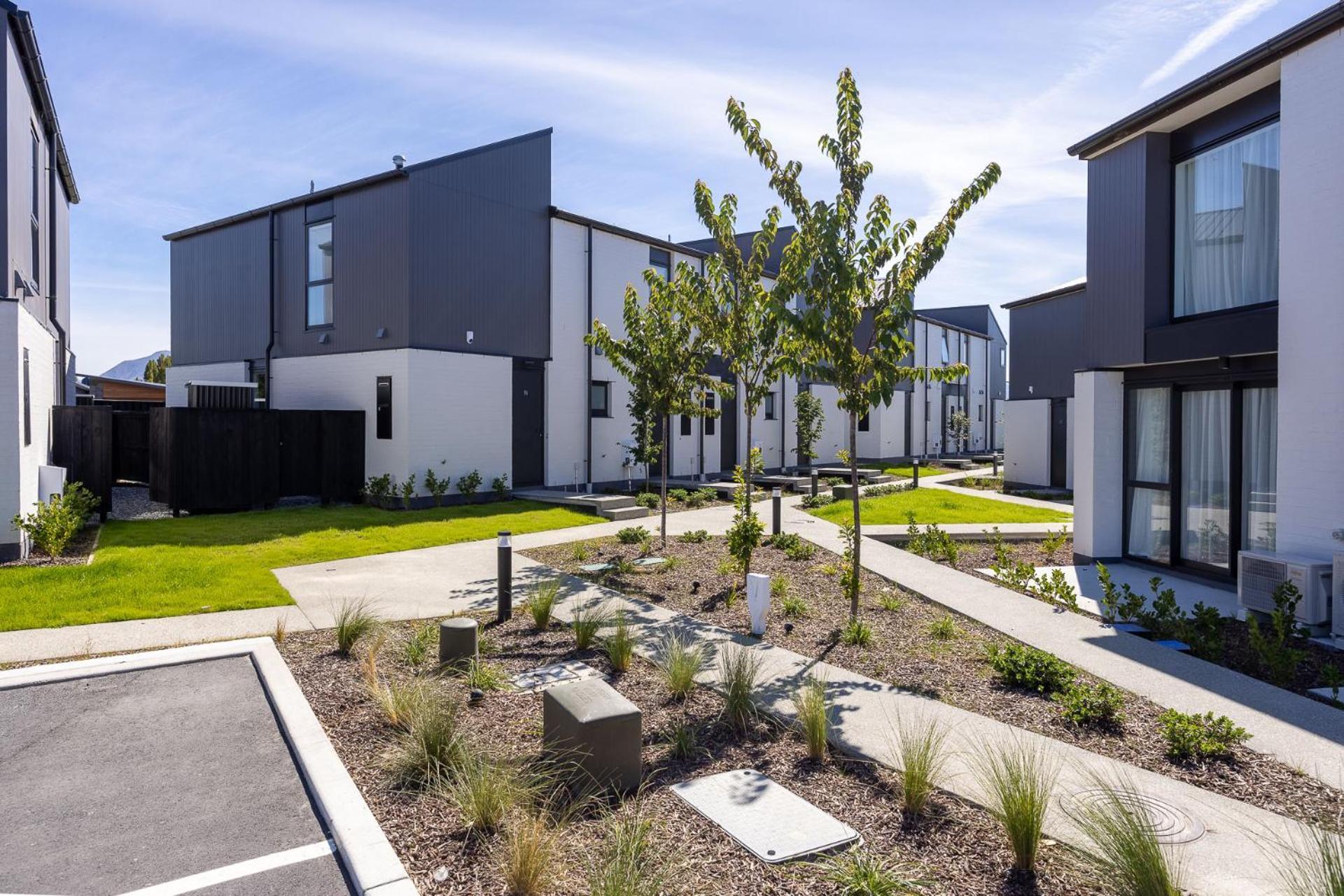 Alpine Junction Townhouse Apartments, Lodge & Hotel Wanaka Extérieur photo